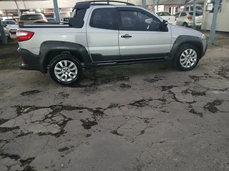 Fiat Strada Adv.1.8 16V Dualogic Flex CD 2014