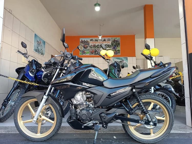 Factor 150 DX 2026 preta 0km