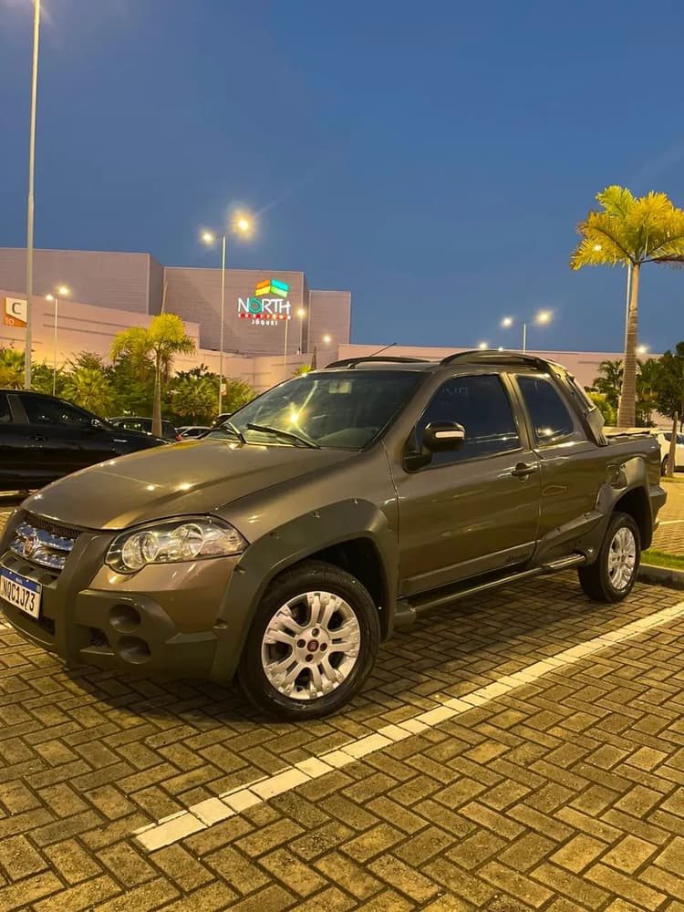 Fiat Strada Adventure1.8/ 1.8 Locker Flex CD 2011