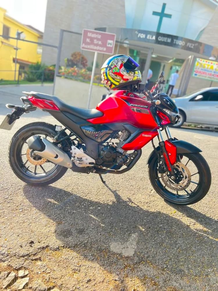 FZ15 sem detalhes!