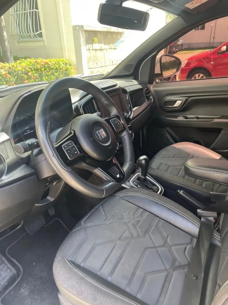 Fiat Strada Volcano 1.3 Flex 8V CD Aut. 2022
