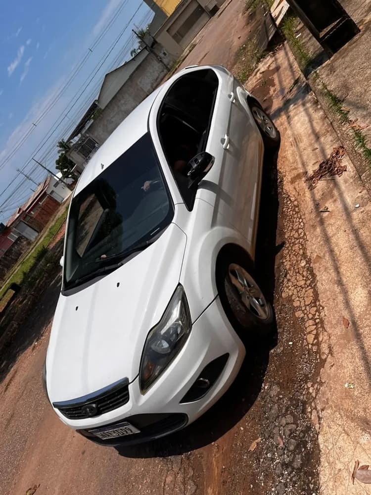 Ford Focus 1.6 S/se/se Plus Flex 8v/16v 5P 2011