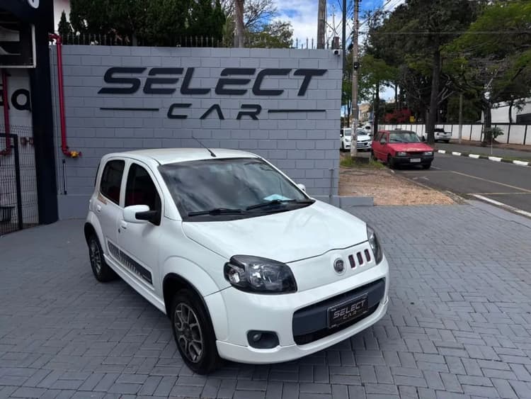 Fiat Uno Sporting 1.4 EVO Fire Flex 8V 4P 2013
