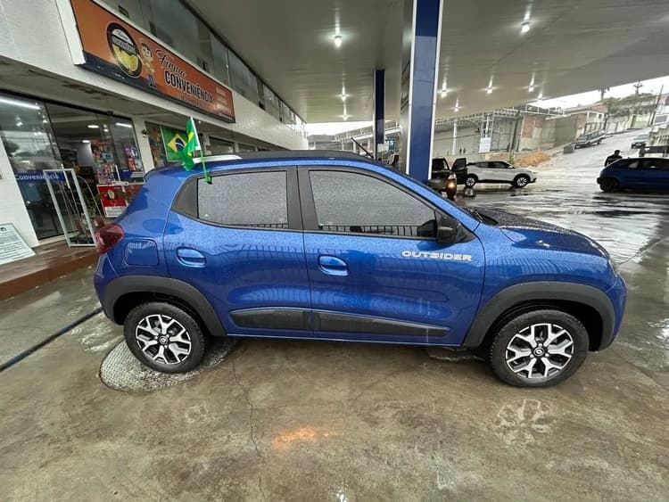 Renault Kwid Outsider 1.0 Flex 12V 5P Mec. 2023