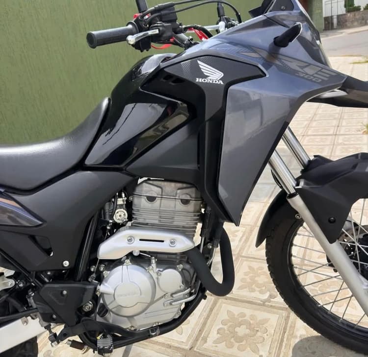 XRE 300 (ENTRADA+PARCELAS)