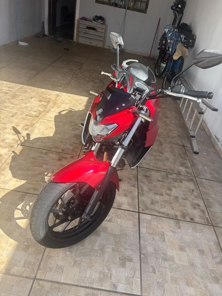 Fazer 250 Ótimo preço 