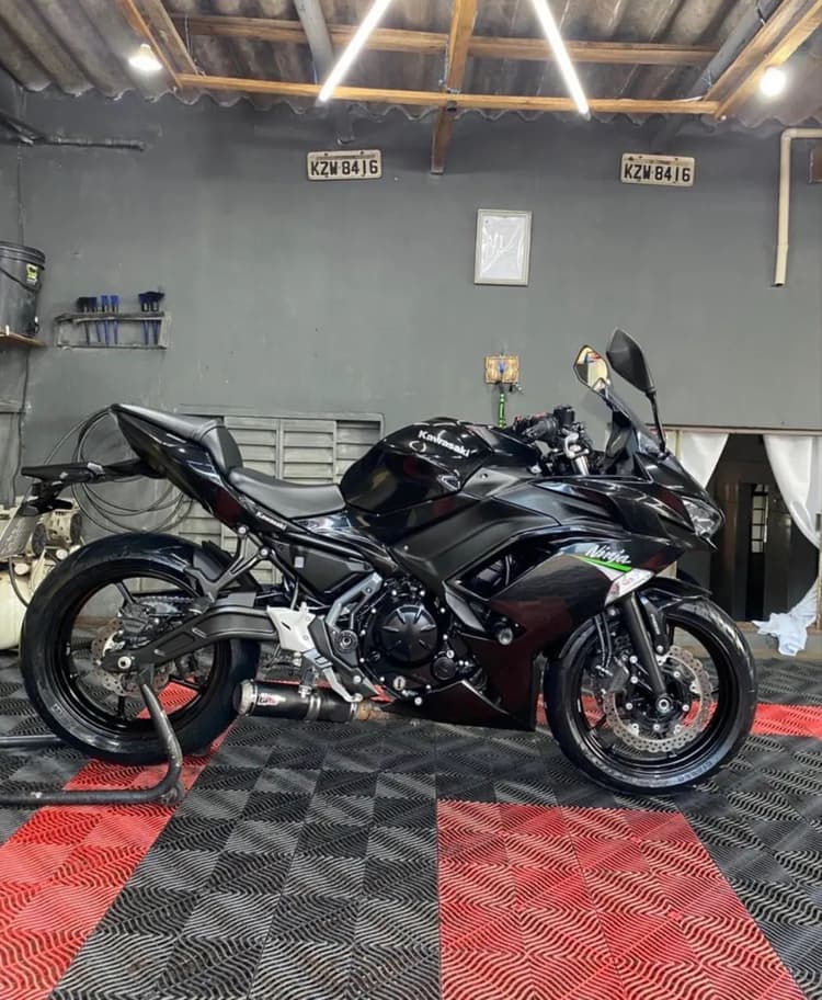 Kawasaki Ninja 650R