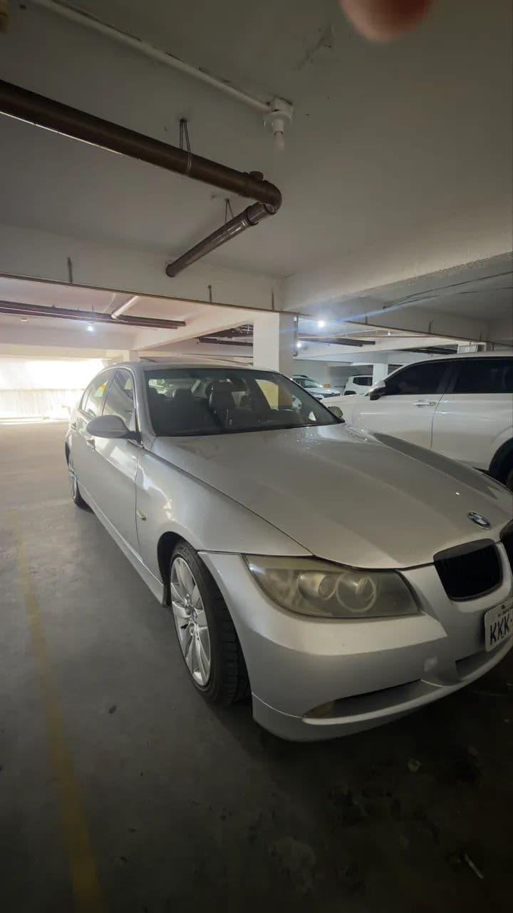 BMW 325I A 2008