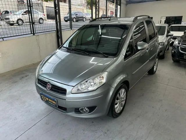 Fiat Idea Attractive 1.4 Fire Flex 8V 5P 2012