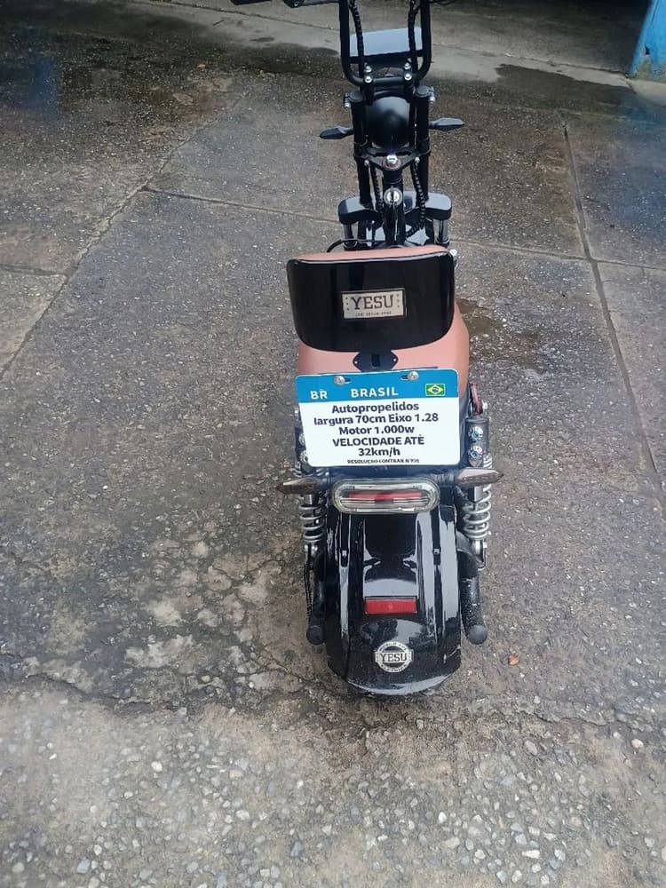 Scooter elétrica 