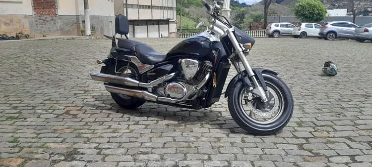 Suzuki  Boulevard M 800
