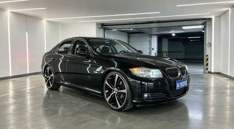 BMW 320I A 2010