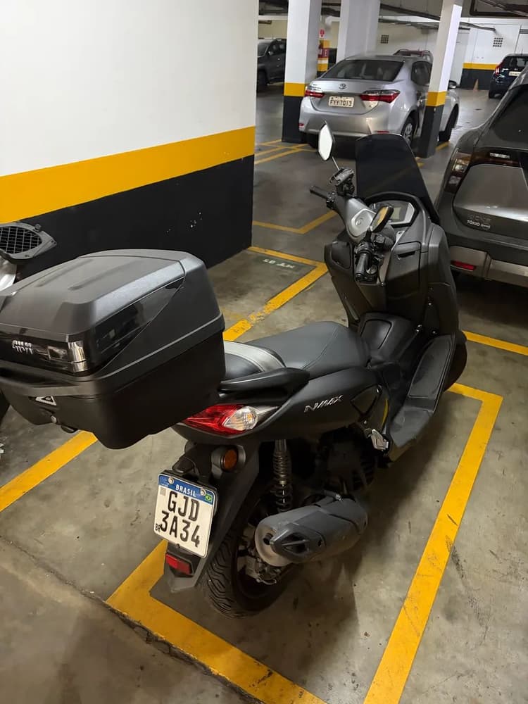  Yamaha NMax , baixo Km 
