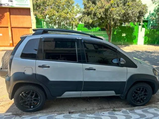Fiat Idea Advent./ Adv.locker 1.8 MPI Flex 5P 2013