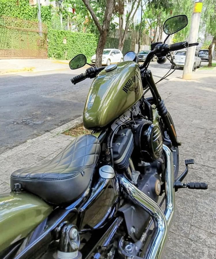 Harley Davidson 883 Iron