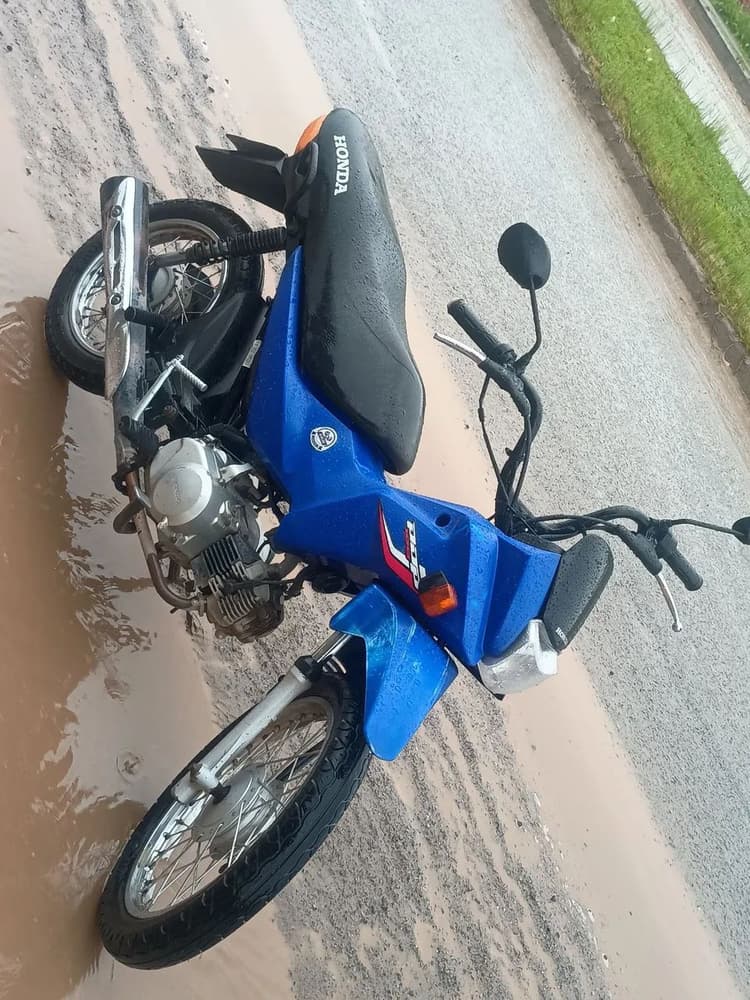 Pop 100 2014 azul 