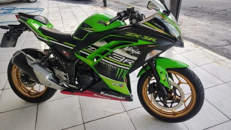 KAWASAKI / NINJA 300