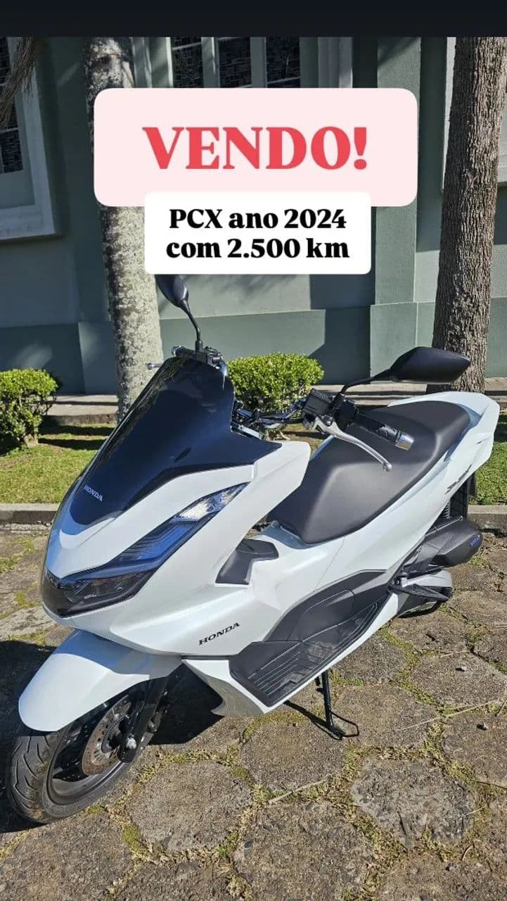 PCX 2024 com apenas 2.500 km 