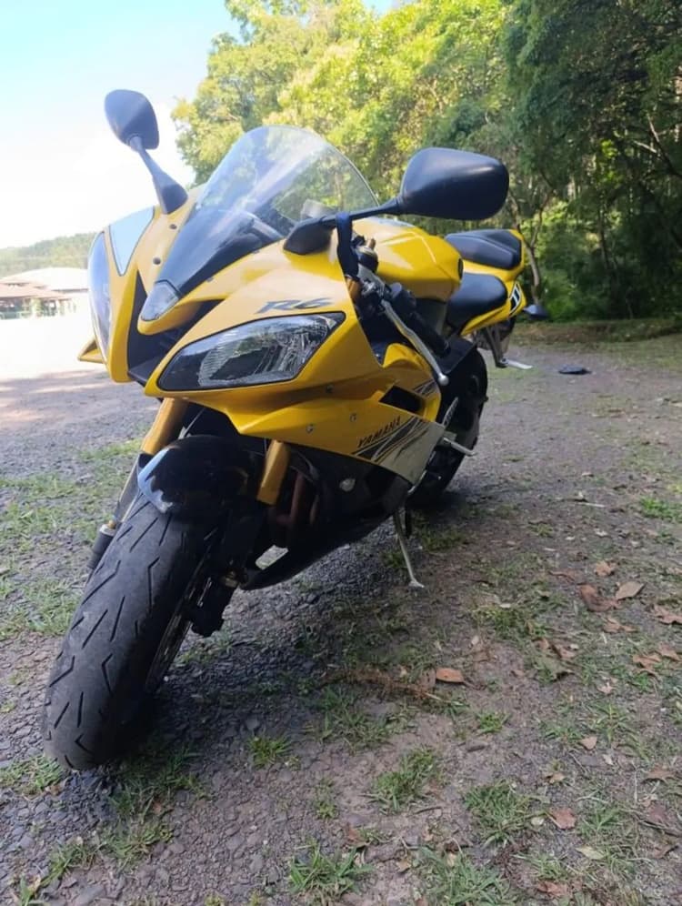 Yamaha R6