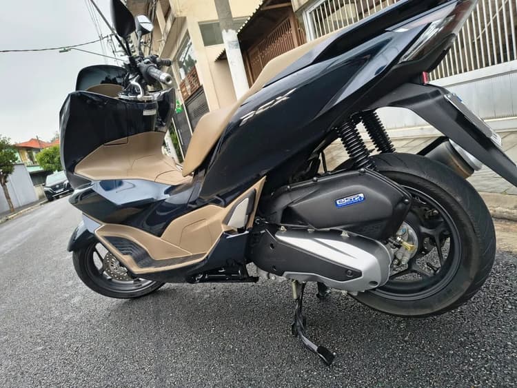 PCX DLX  ABS 2025