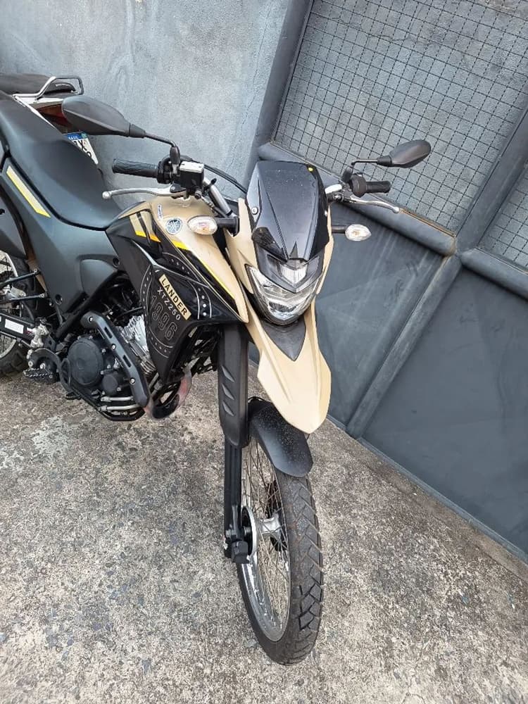 Lander 2024 ABS flex Top 14.700km