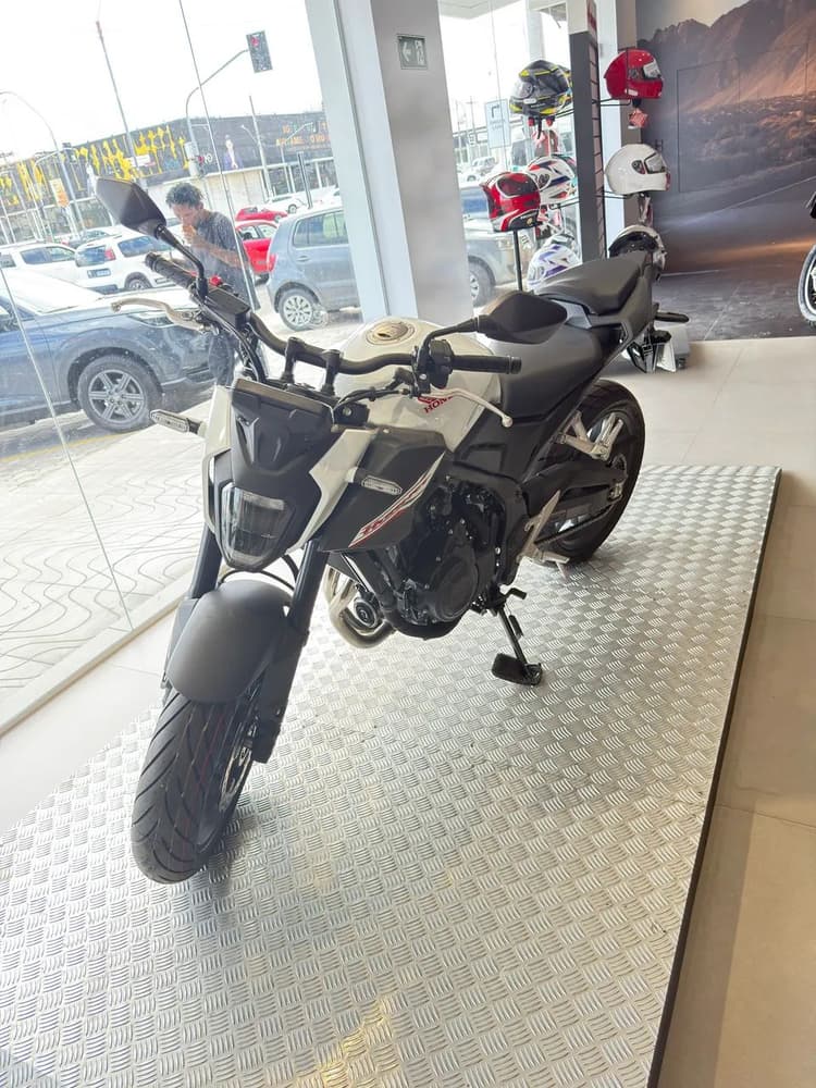 CB 500 Honet 