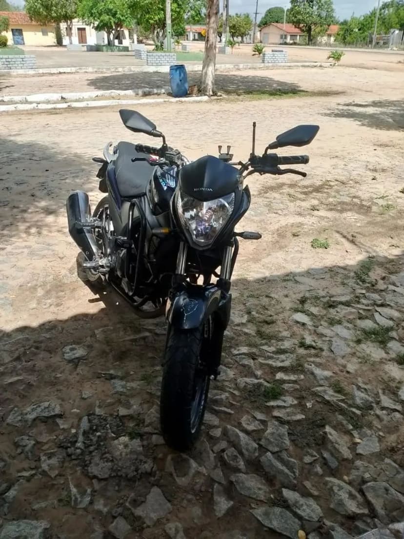 Cb300