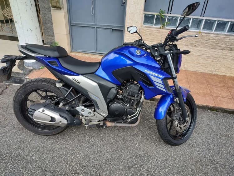 FZ 25 2022/2023