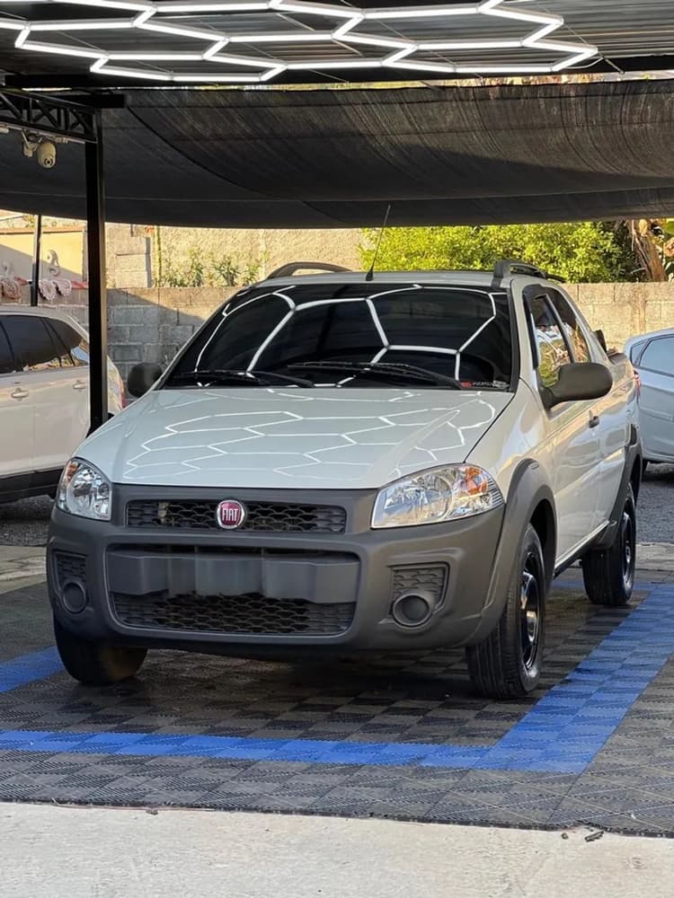 Fiat Strada Working 1.4 MPI Fire Flex 8V CD 2014