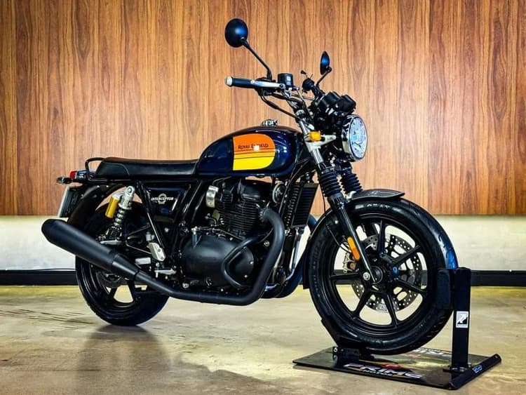 ROYAL ENFIELD Interceptor 650cc ABS 2025