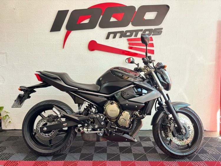 YAMAHA XJ6 N 