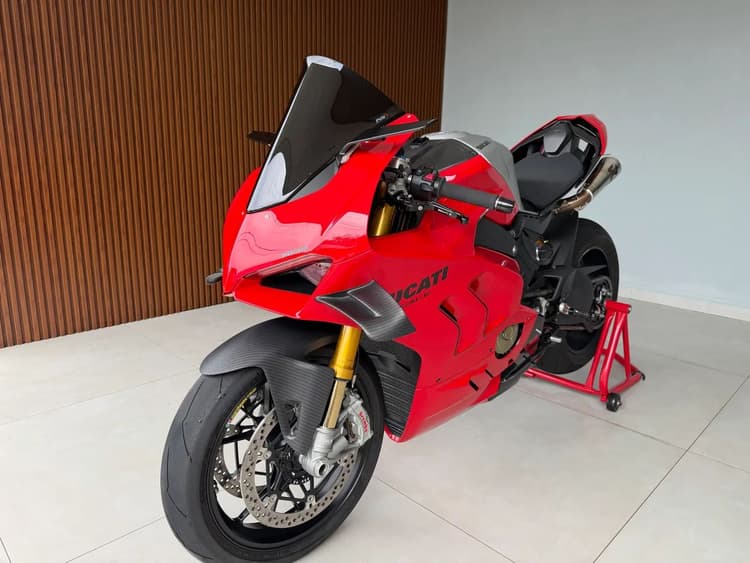 Ducati V4S 