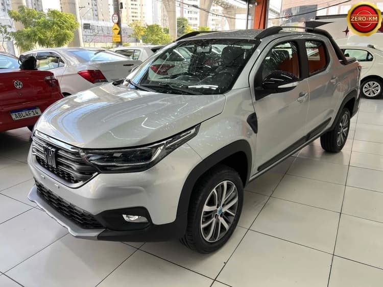 Fiat Strada Volcano 1.3 Flex 8V CD 2027