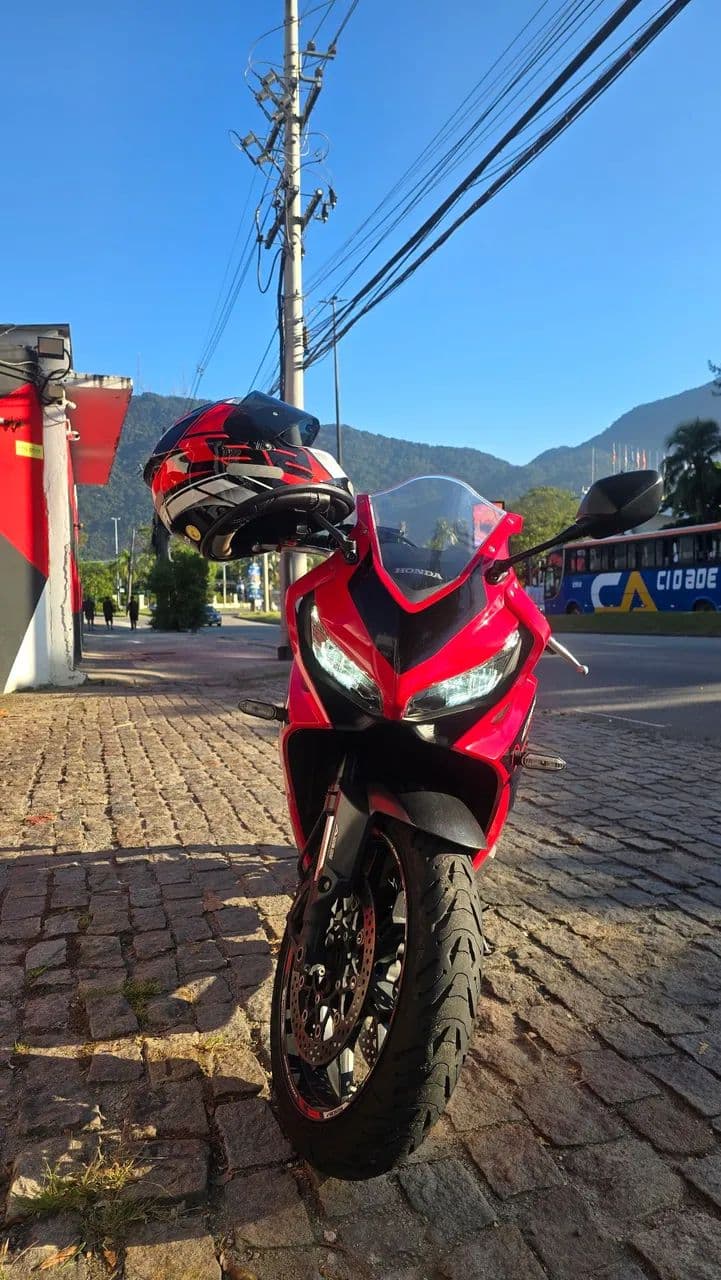 CBR 650R 