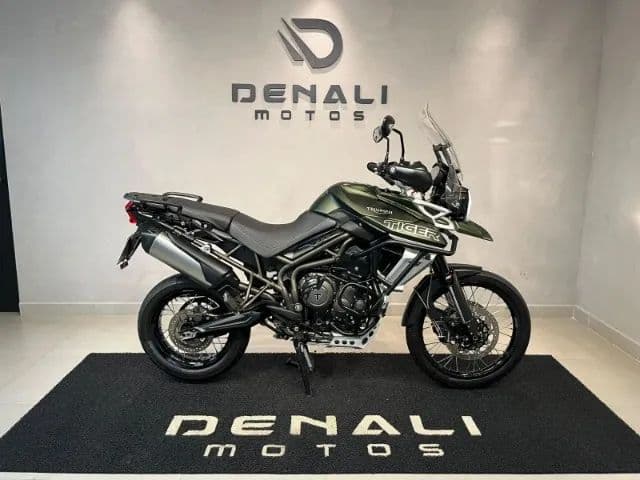 TRIUMPH TIGER 800 XCX