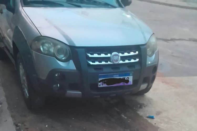 Fiat Strada Adv.1.8 16V Dualogic Flex CD 2012