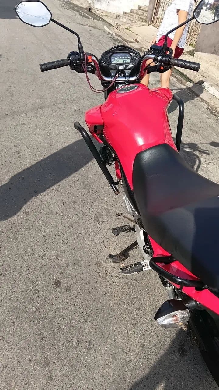 Moto pra vender 