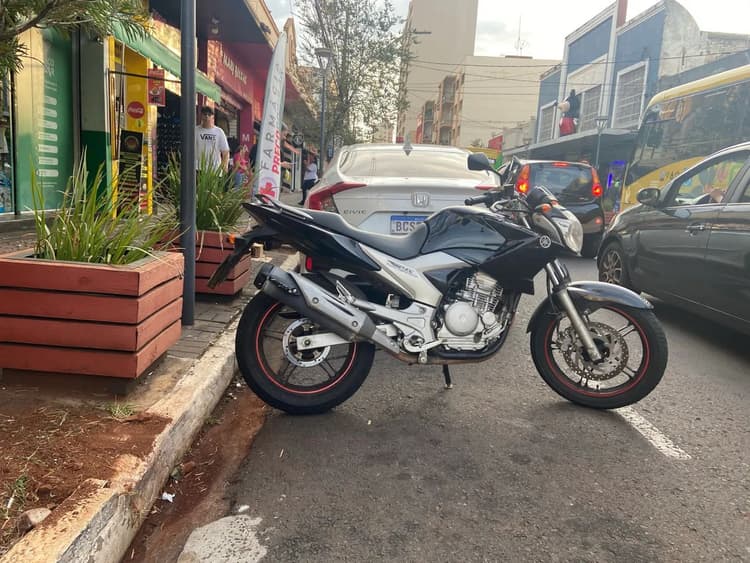 Fazer 250 2013 - Preta
