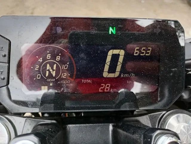 Twister cb 300f 