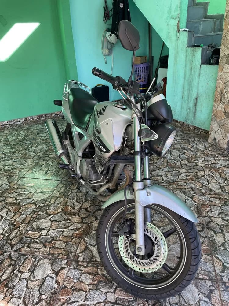 Twister CBX250