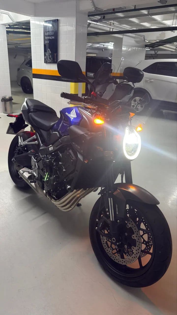 Vendo CB 650R E-CLUTCH 2027