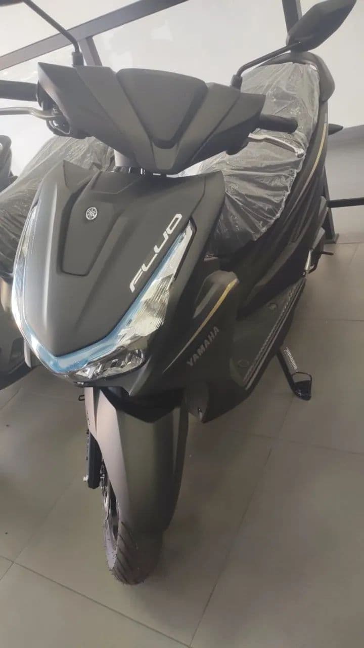 Yamaha 125 Fluo / Leandro