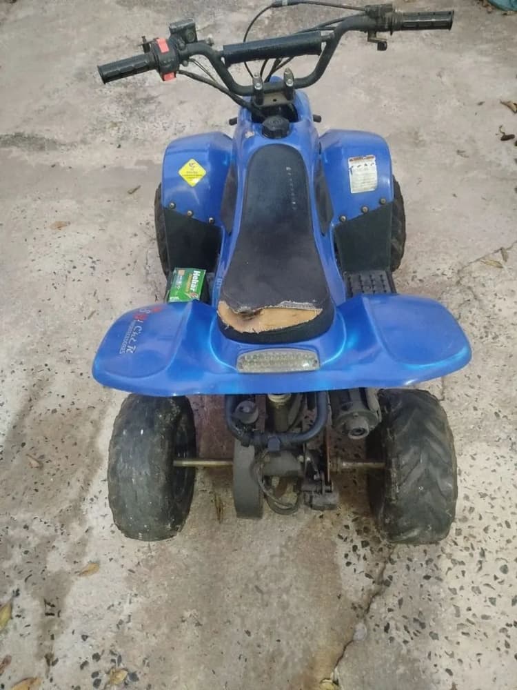 Quadriciclo Hawky 