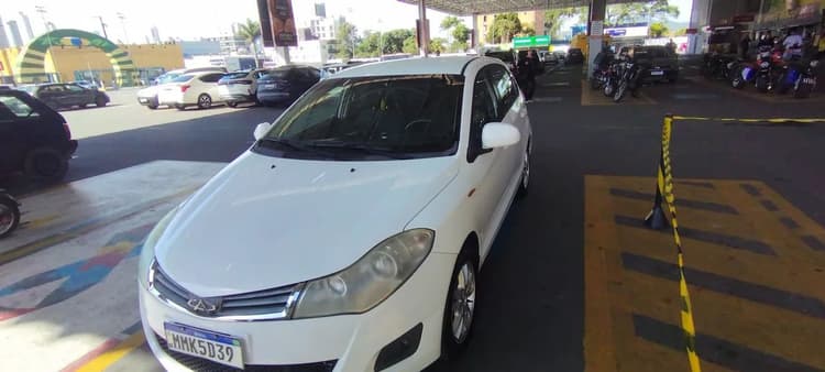 Chery Celer Hatch 1.5 16V Flex 5P 2015