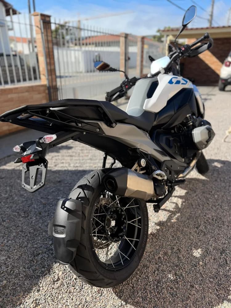 GS 1300 PLUS (MOTO IMPECÁVEL)