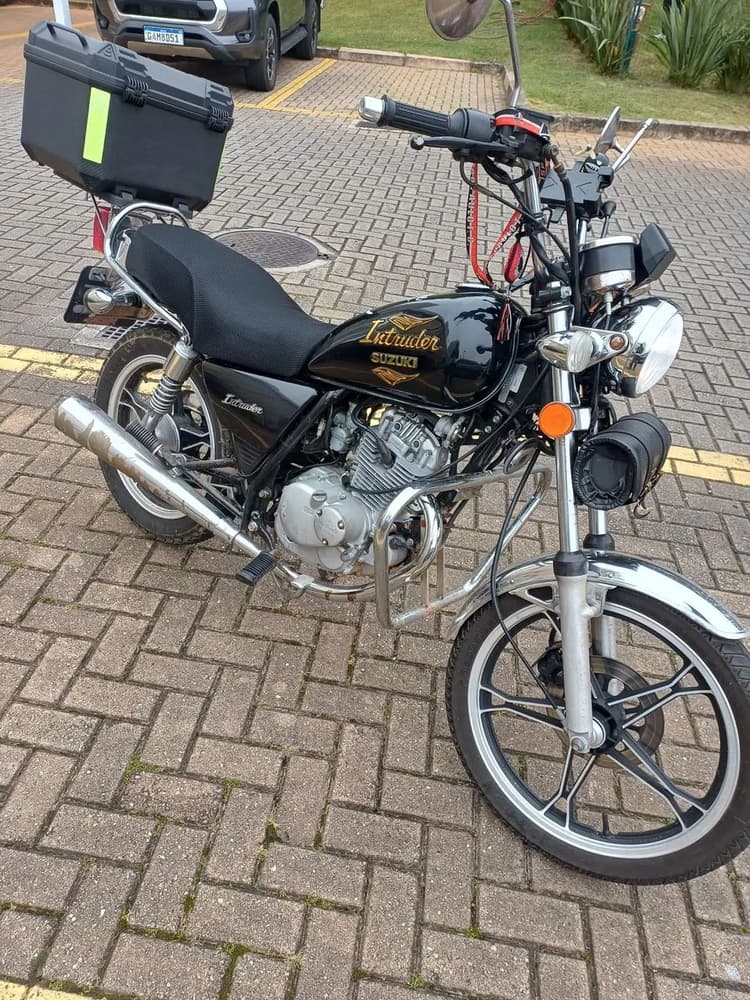 Intruder 125