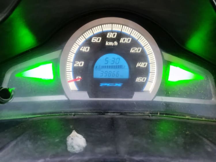 Vendo PCX 2015/2016 Preta
