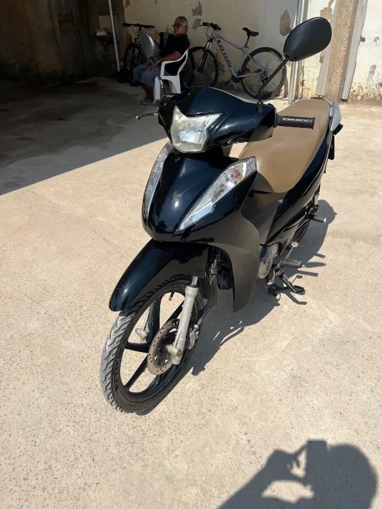 Moto pronta para transferir 