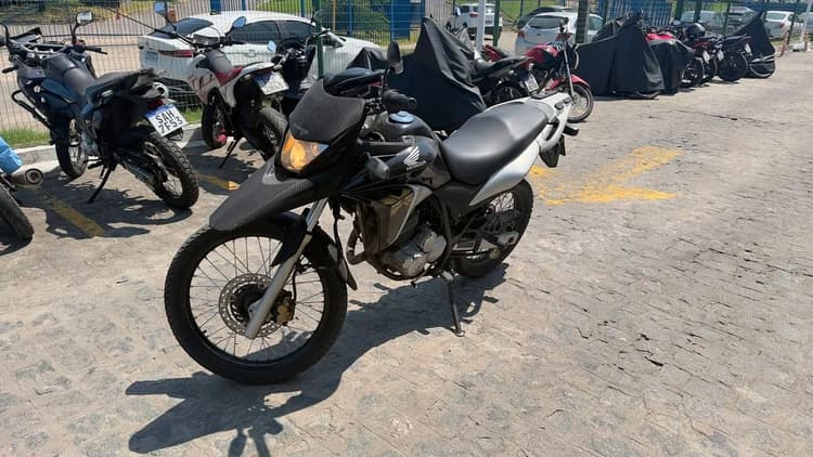 Xre 300 2014 completa
