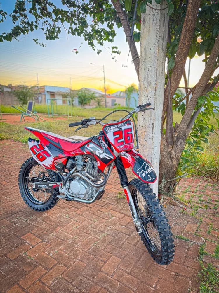 CRF 230 / 2012 / CHEIA DE ACESSÓRIOS 